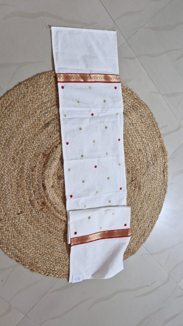 Table Runner #T001